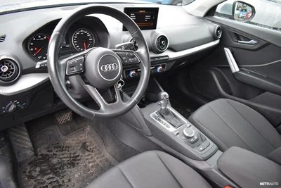 Audi Q2 Business 30 TFSI 85 kW S tronic 2019, photo 4/27