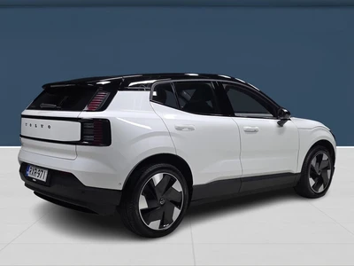 Volvo EX30 Twin Performance Ultra 2026, photo 4/16