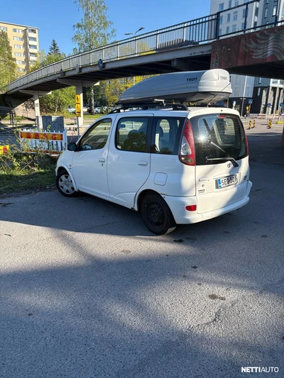 Toyota Yaris Verso 2004, kuva 8/8