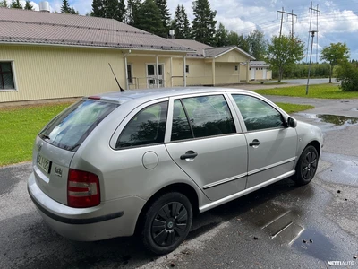 Skoda Fabia 2005, kuva 6/26