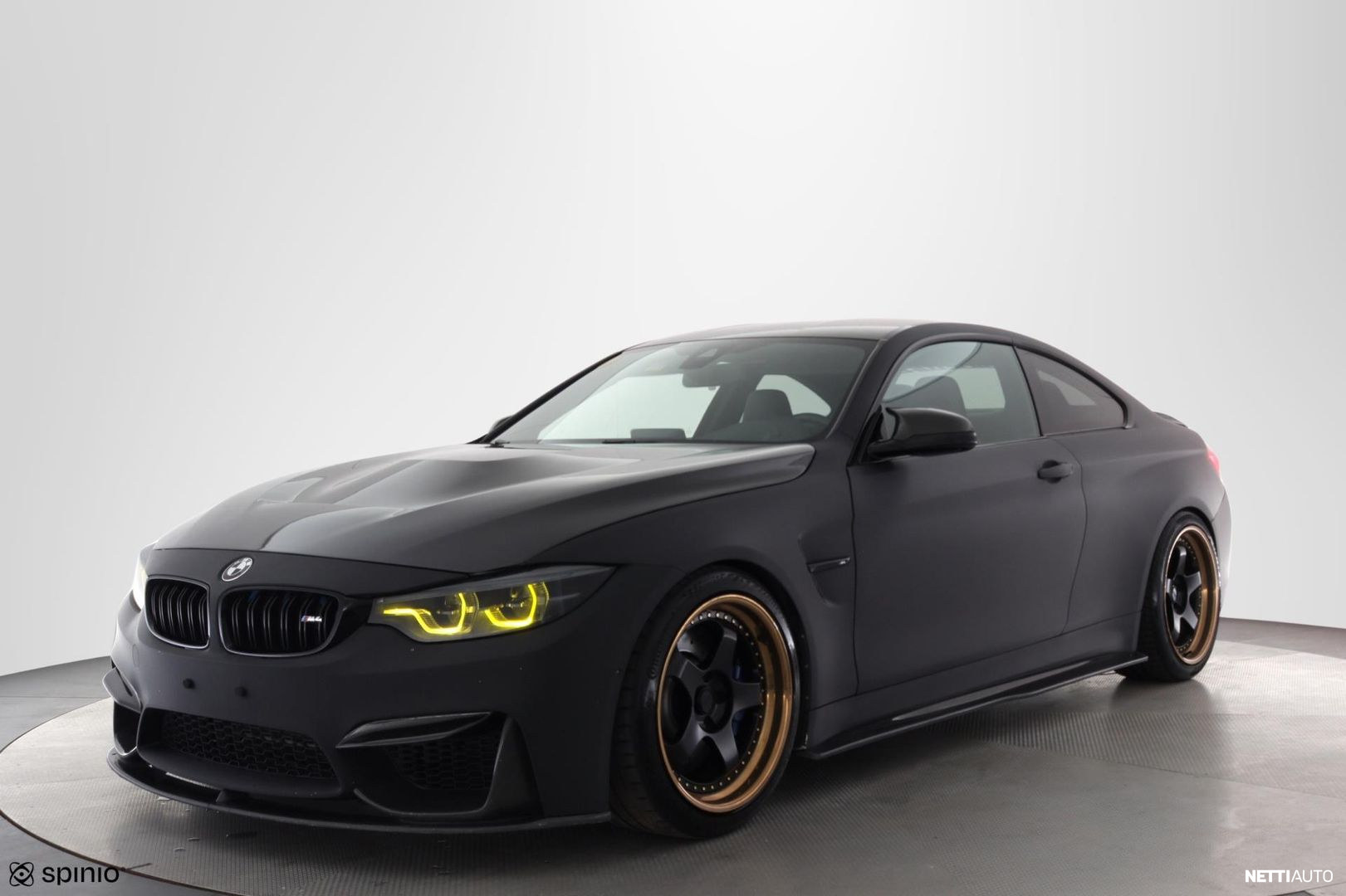 BMW M4
