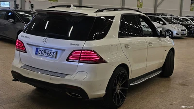 Mercedes-Benz GLE 2016, kuva 5/11