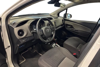 Toyota Yaris 1,5 Hybrid Active 5ov 2017, kuva 3/3
