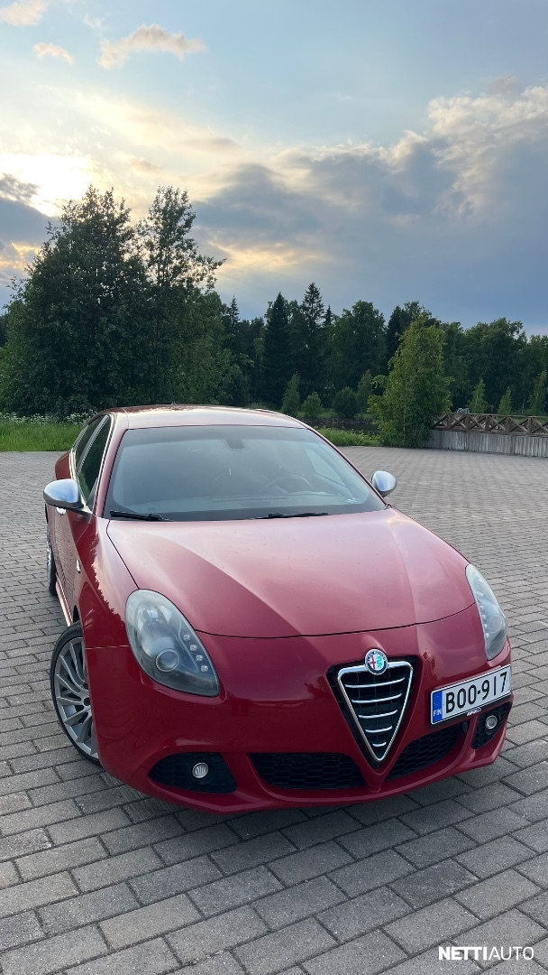 Alfa Romeo Giulietta 2011, kuva 3/11