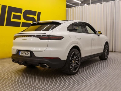 Porsche Cayenne E-Hybrid Coupé 2020, kuva 2/62