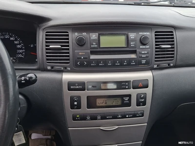 Toyota Corolla 2003, kuva 6/10