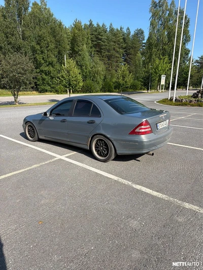 Mercedes-Benz C 220 2004, kuva 3/22