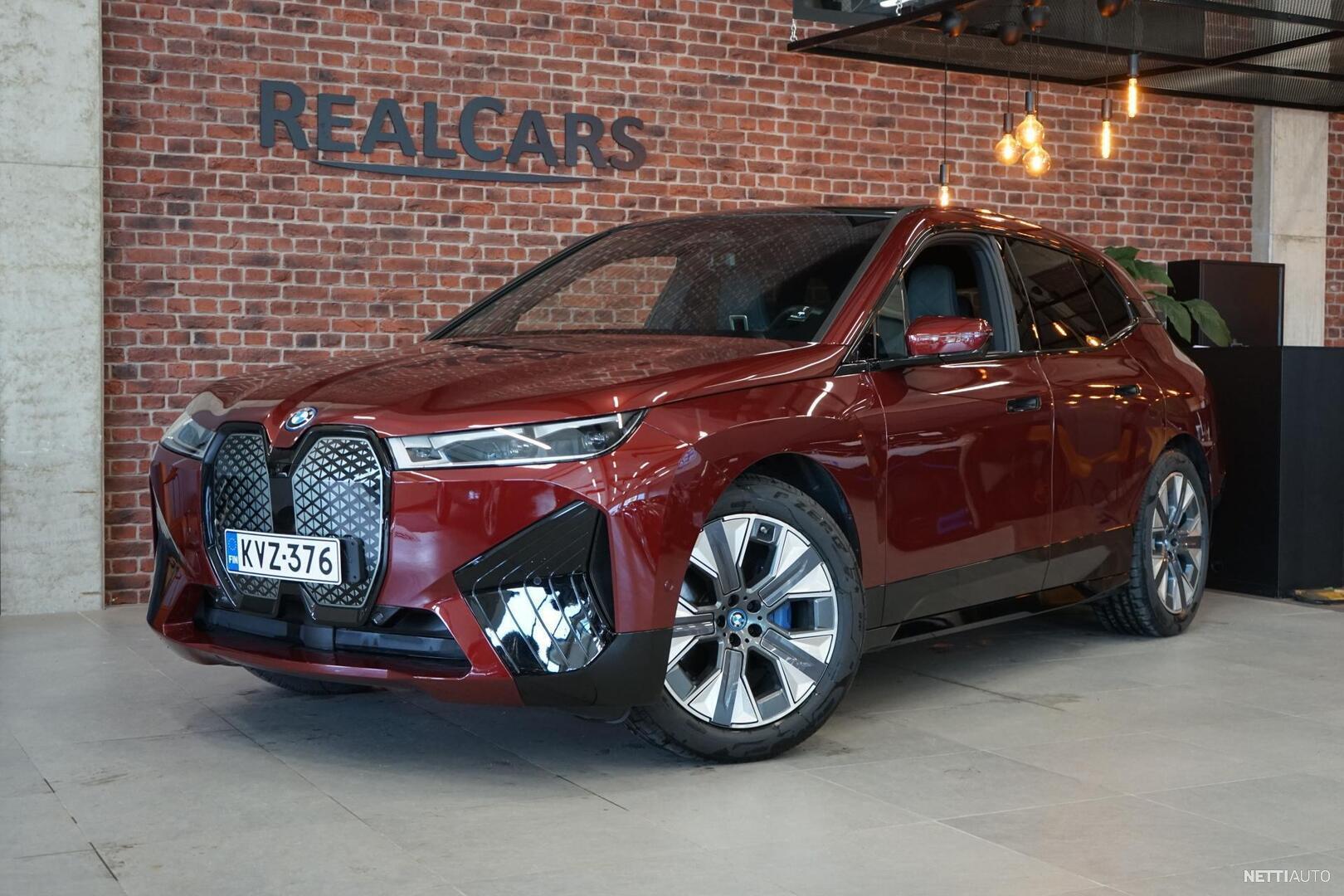 BMW iX