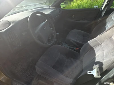 Volvo S40 1999, photo 4/9