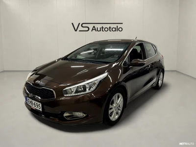Kia Ceed 2012, photo 6/20