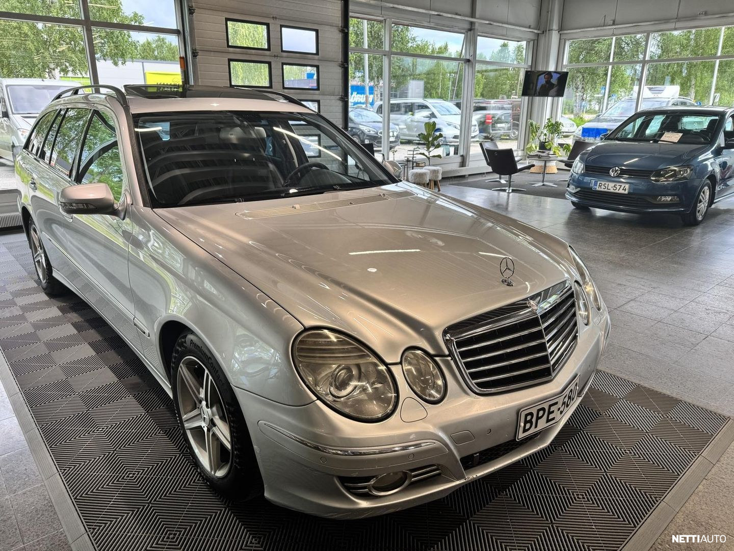 Mercedes-Benz E