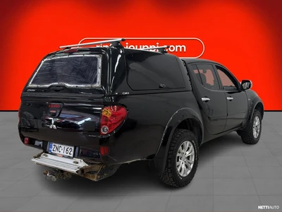 Mitsubishi L200 Club Cab 2,5 DI-D Magnum 2014, photo 6/31