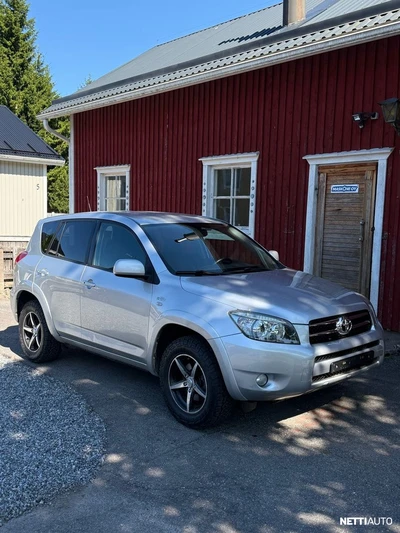 Toyota RAV4 2007, photo 1/17