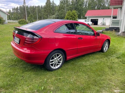 Mercedes-Benz C 180 2003, photo 3/5