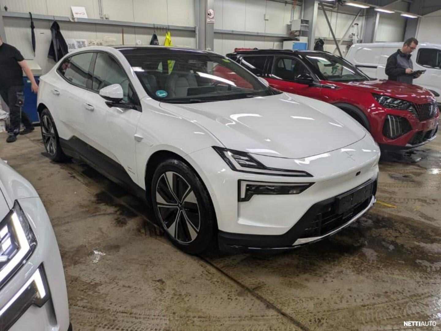 Polestar 4