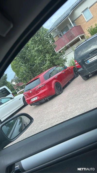 Alfa Romeo 159 2009, kuva 3/8