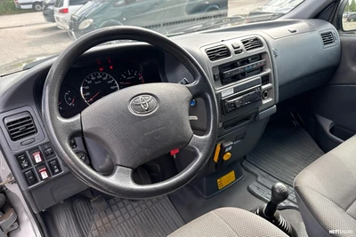 Toyota Hiace 2,5 D-4D 4WD 117 5ov pitkä 2010, photo 7/10