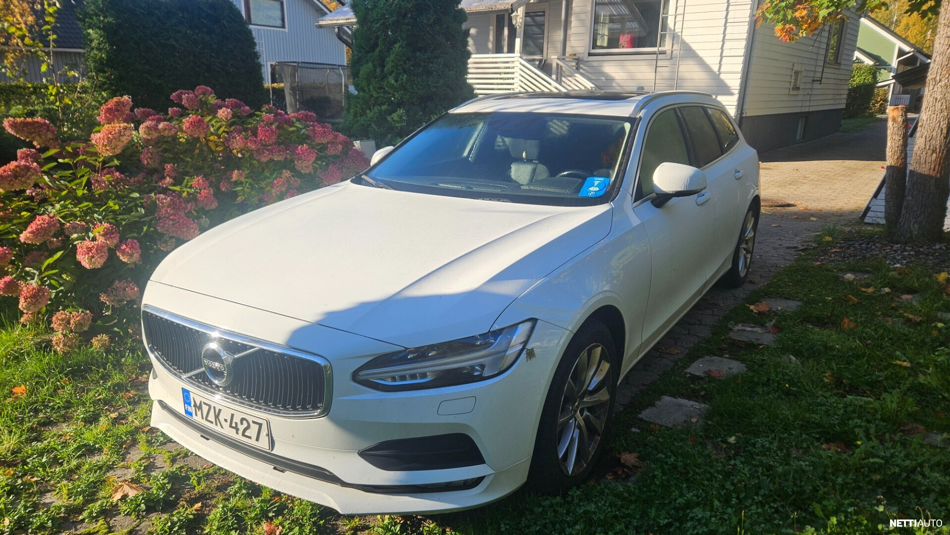 Volvo V90