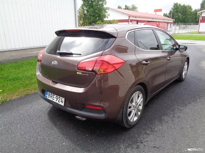 Kia Ceed 1,6 CRDi ISG EX 5D EcoDynamics 2013, photo 5/22