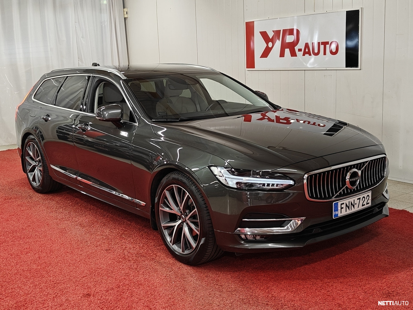 Volvo V90