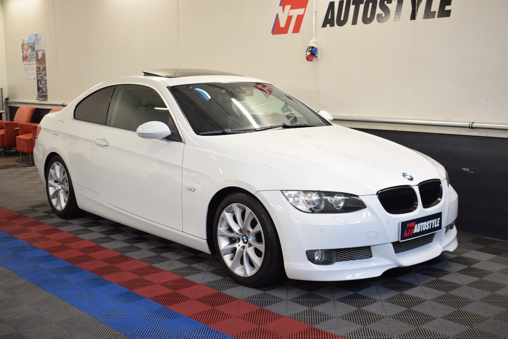 BMW 335