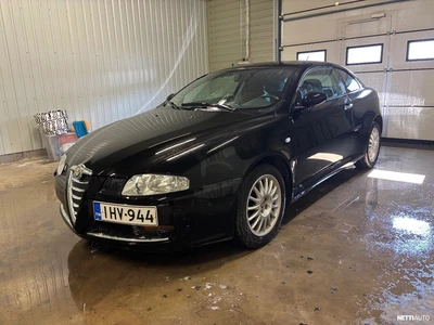 Alfa Romeo GT JTS 2009, kuva 2/5