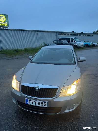 Skoda Octavia 1,4 TSI Ambiente Green tec 2012, photo 4/7