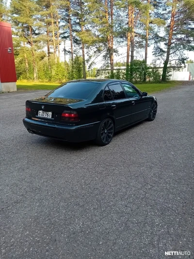 BMW 528 2000, kuva 6/17