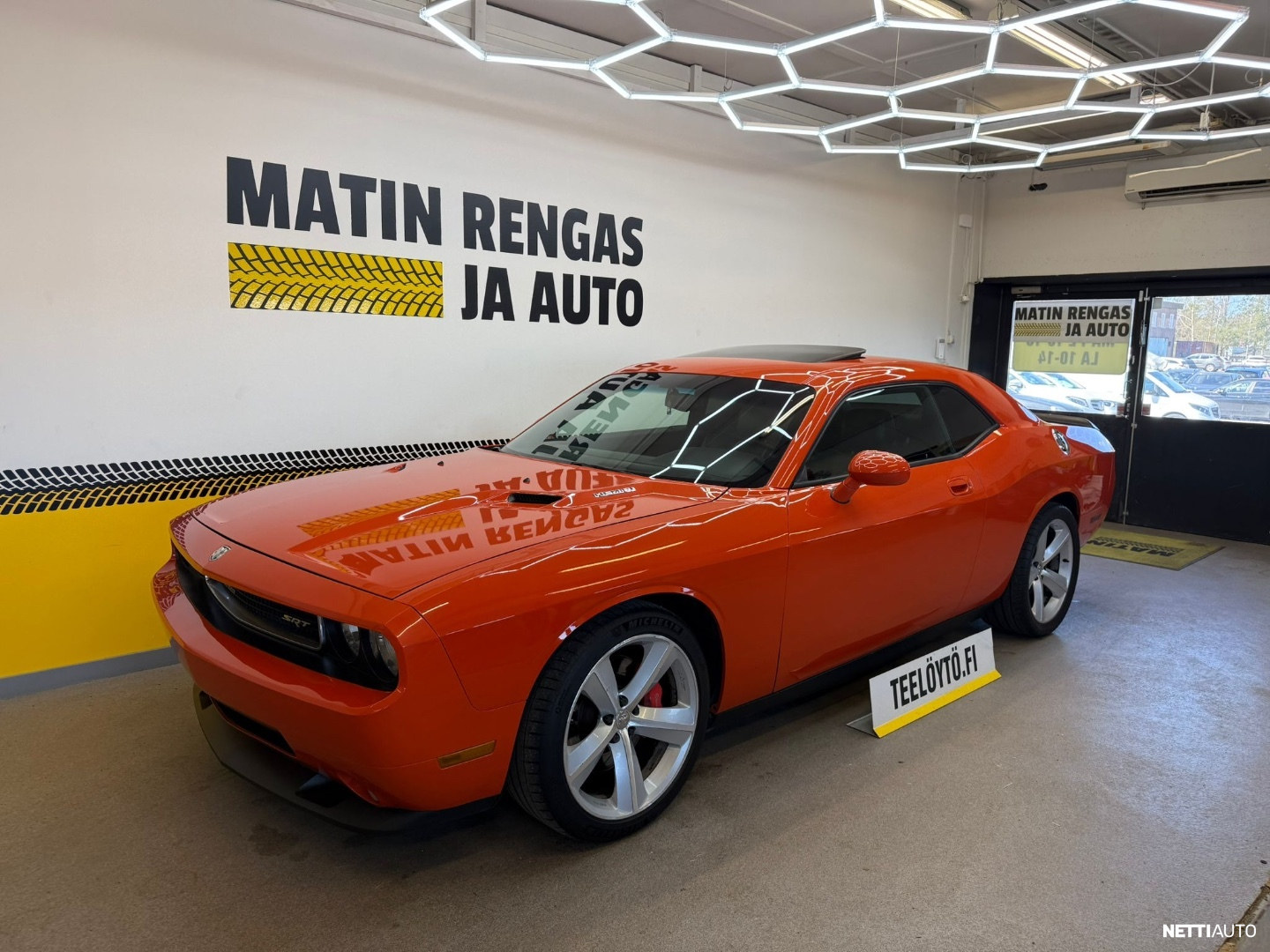 Dodge Challenger