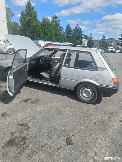 Toyota Corolla 1.3 1986, photo 2/10