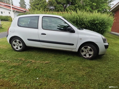 Renault Clio 1.2 16V 2006, photo 5/16