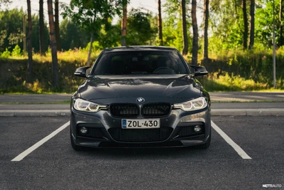 BMW 330 F30 2016, kuva 2/21