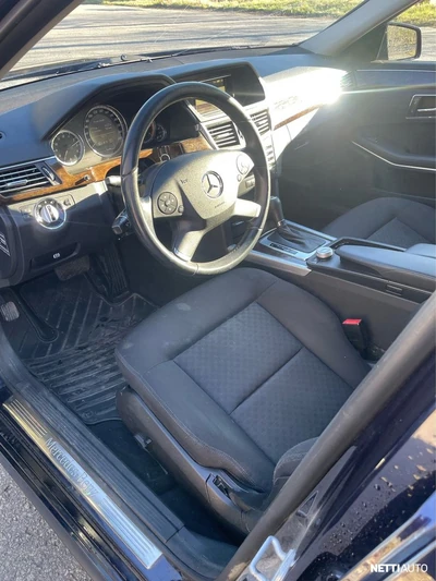 Mercedes-Benz E 2009, photo 7/11