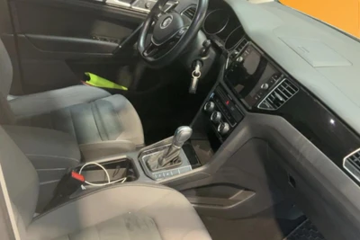Volkswagen Golf Sportsvan 2018, photo 4/6
