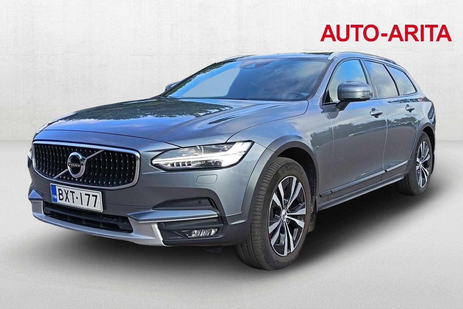Volvo V90 Cross Country