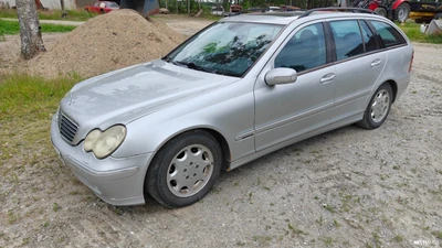Mercedes-Benz C 2002, photo 2/12