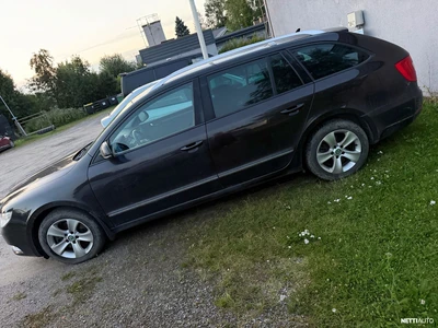 Skoda Superb 2013, kuva 5/20
