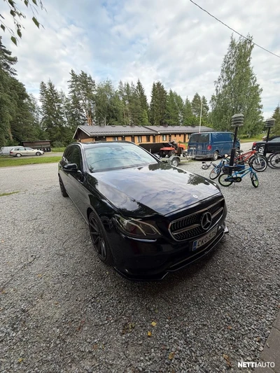 Mercedes-Benz E d Premium Business 2017, kuva 2/7