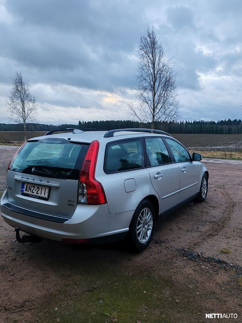 Volvo V50