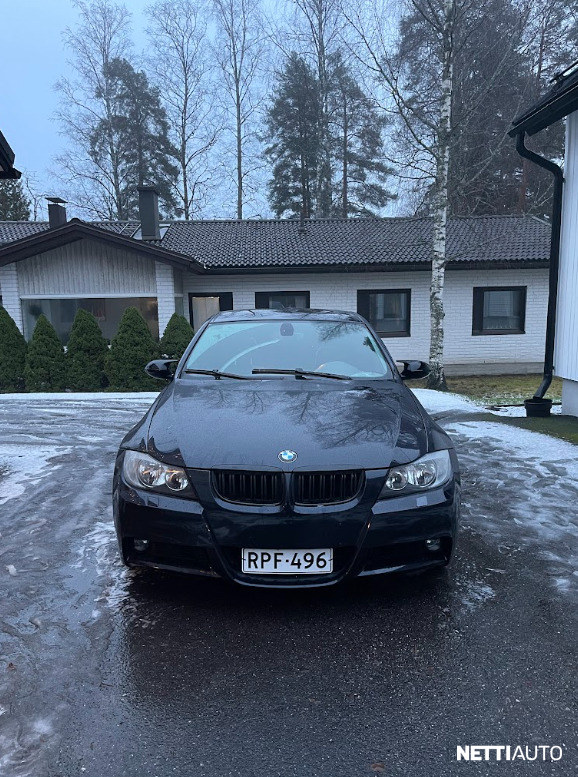 BMW 320