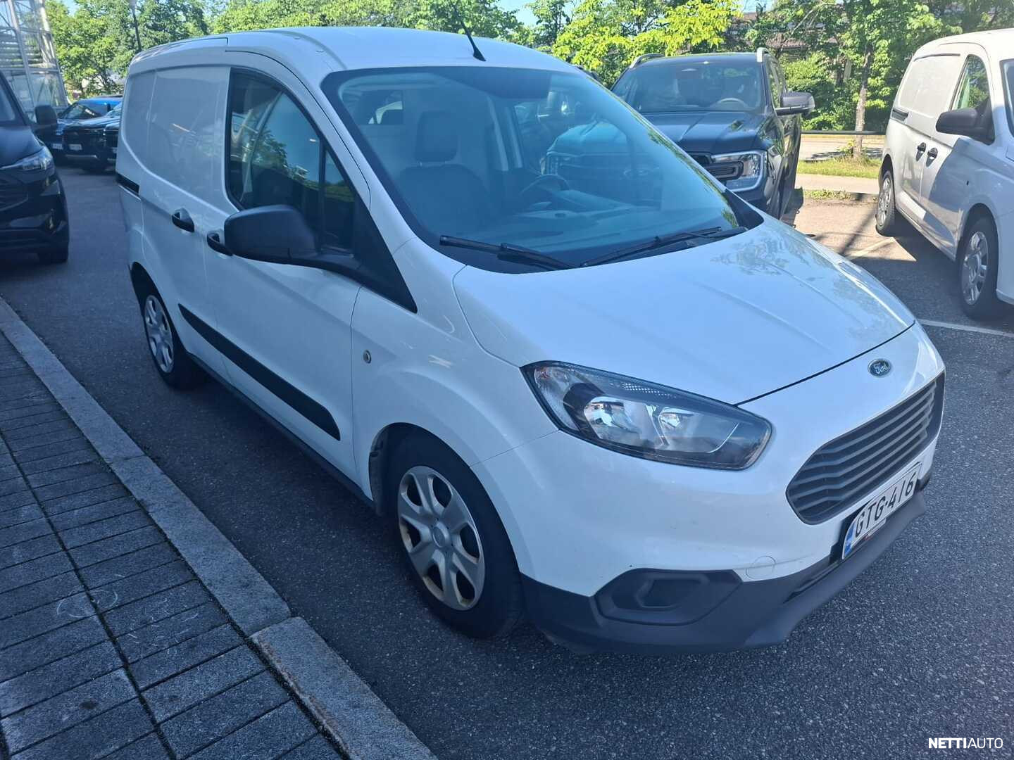 Ford Transit Courier 1,5 TDCi 75 hv M6 Trend