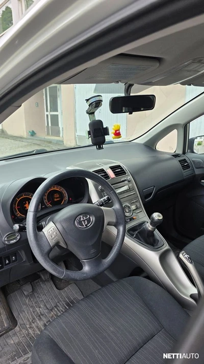 Toyota Auris 1,4 D-4D Linea Sol 5ov 2007, photo 7/12