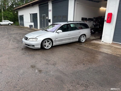 Opel Omega 2002, kuva 4/5