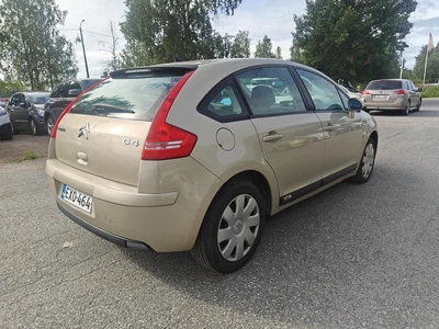 Citroen C4 2.0 bensa 2005, photo 6/10
