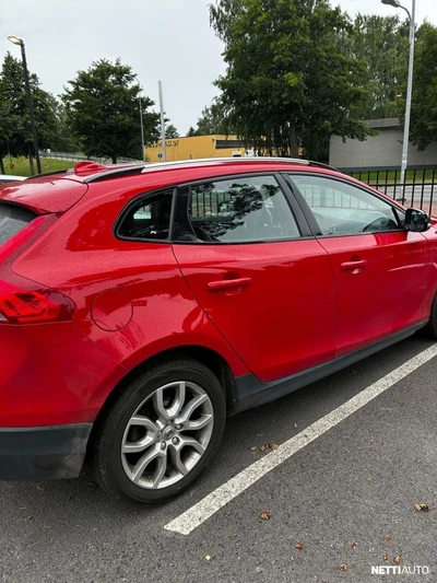 Volvo V40 Cross Country 2018, kuva 7/10