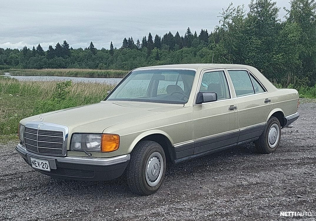 Mercedes-Benz 380
