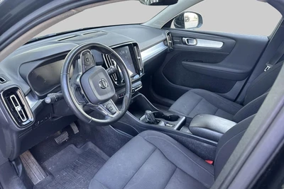 Volvo XC40 2020, kuva 3/5