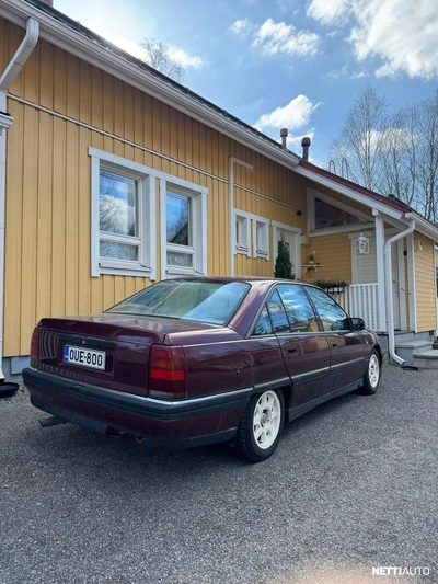 Opel Omega 1991, kuva 2/5