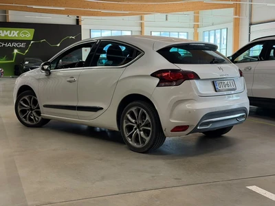 Citroen DS4 VTi 120 So Chic 2013, photo 2/6