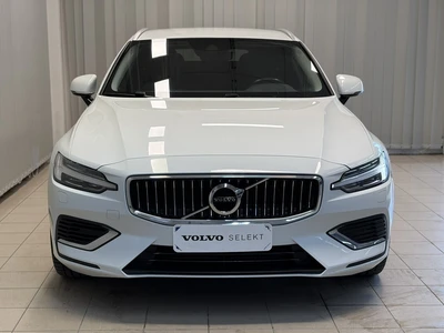 Volvo V60 T6 TwE AWD Inscription aut 2021, kuva 2/10